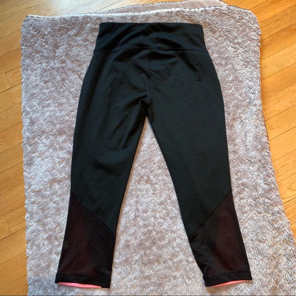 Fila Sport Capris - Picture 3 of 5
